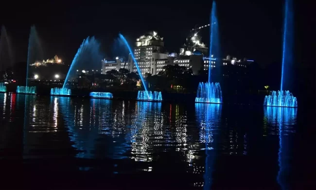 Musical Floating Fountain at Hussain Sagar 